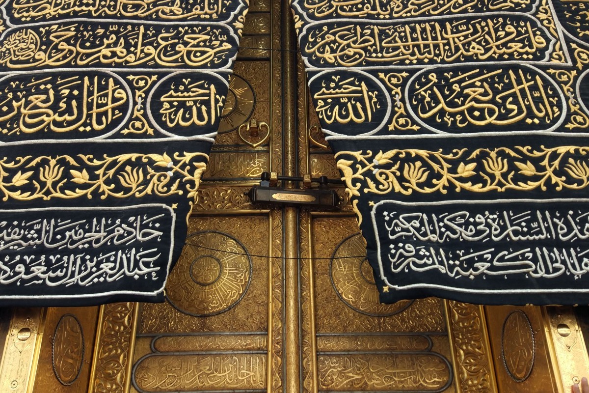 Tips Menabung Biar Bisa Umrah dengan Gaji UMR 