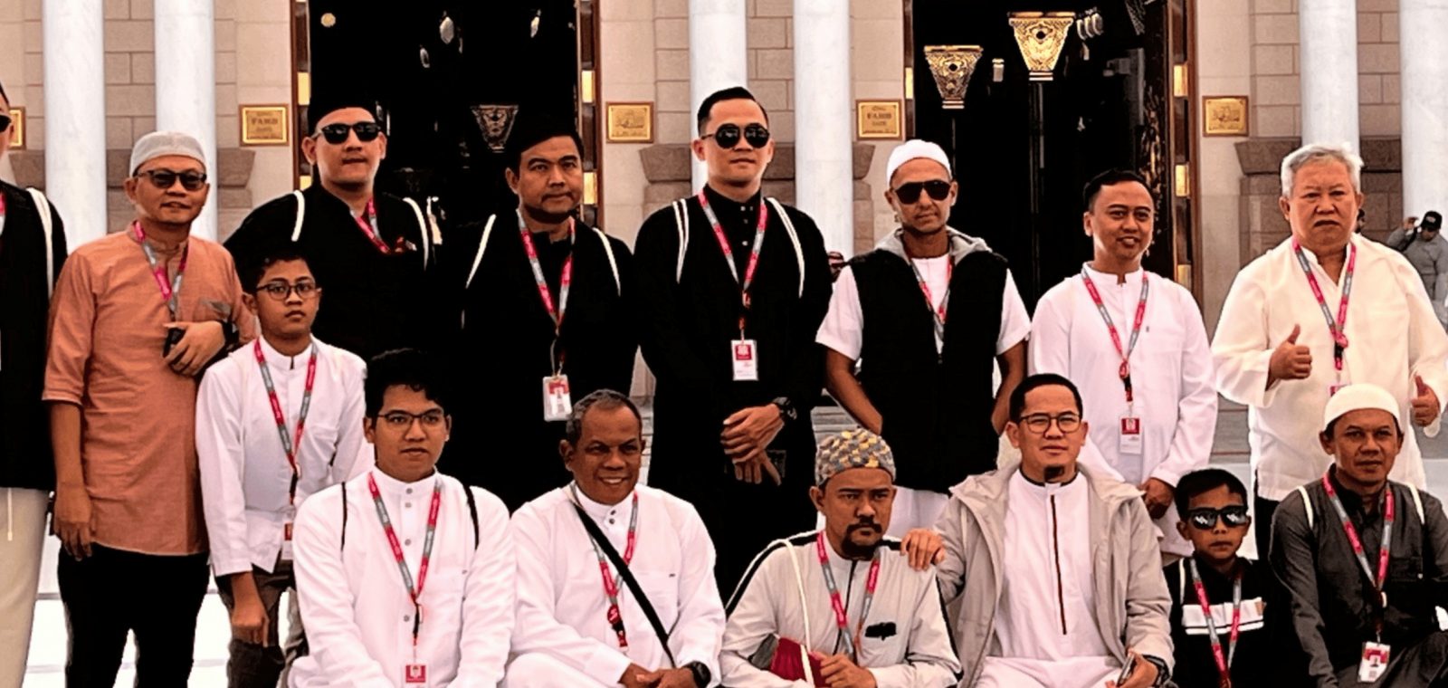 Rombongan jamaah Khalifah Tour