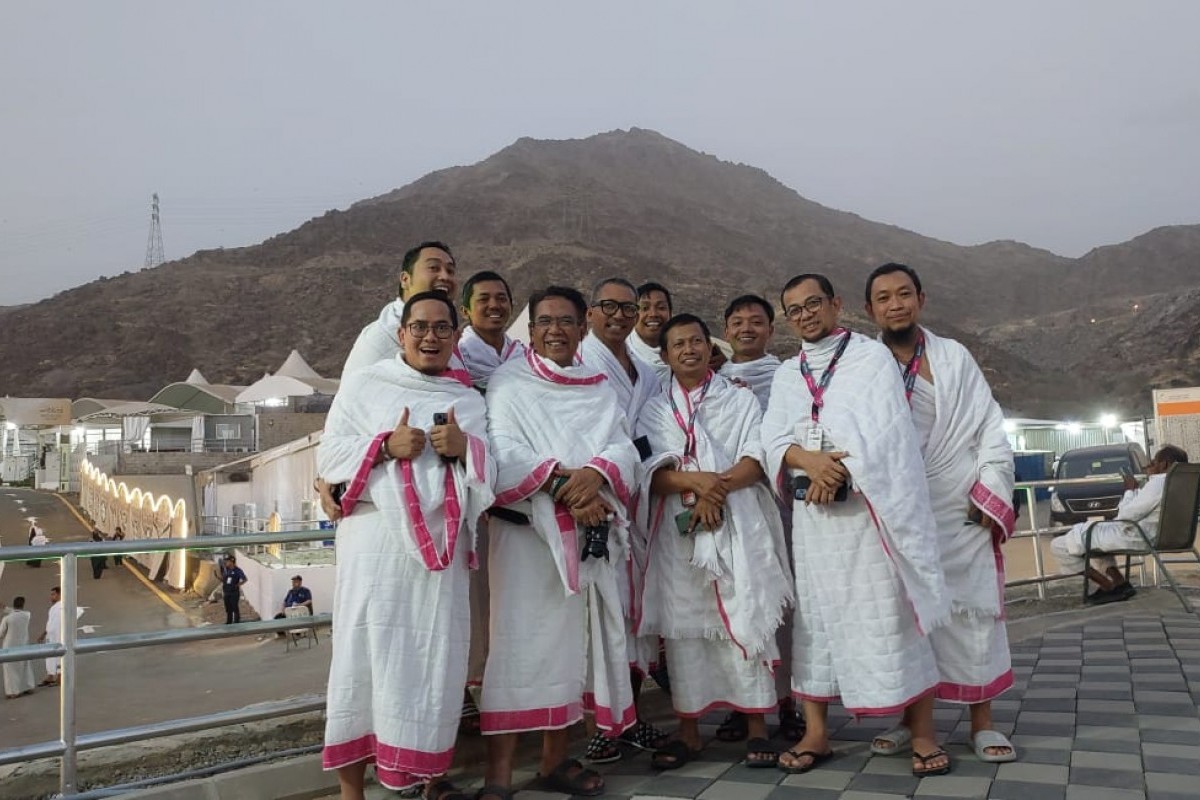 9D7N 27 Desember 2026 Umroh Standar