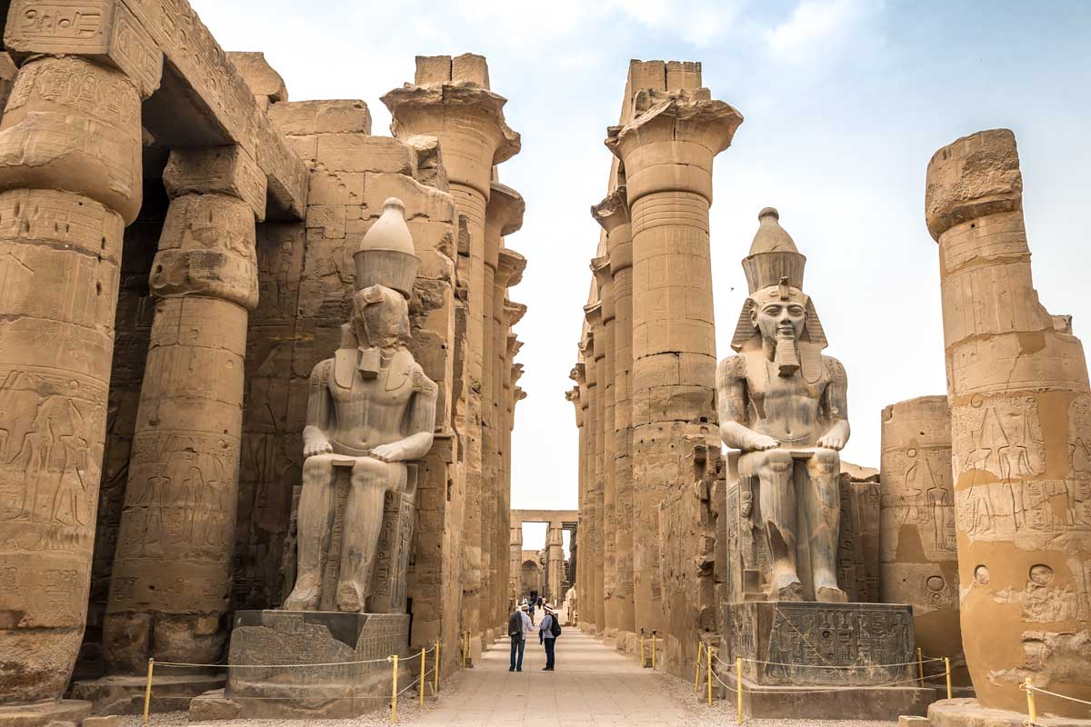 Luxor Temple: Keajaiban Arsitektur dan Sejarah di Jantung Mesir Kuno